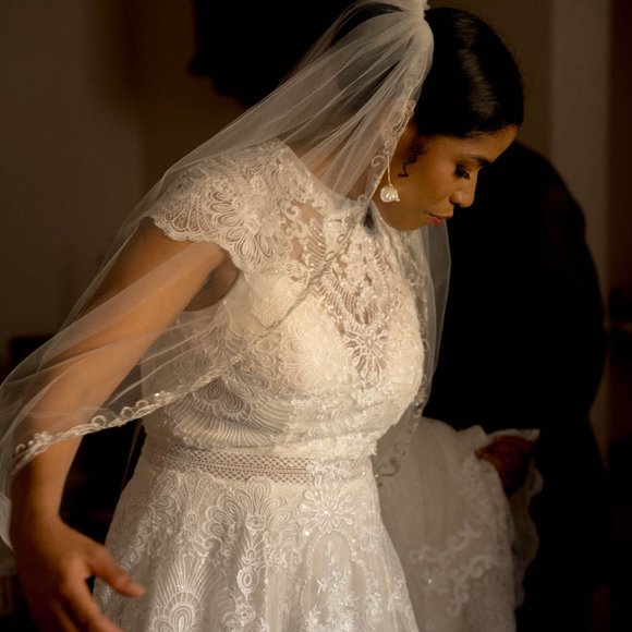 David\'s Bridal Ivory One Tier Mid Veil with Swirl Embellishment main image 10